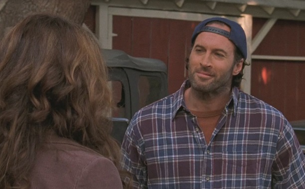 Lorelai Gilmore, ‘şapkasını ters takan bir lokantacı parçası ‘ Luke (ScottPatterson) ile birlikte olmasının ona ne kadar da yakışmadığı konuşmalarına asla aldırmaz.